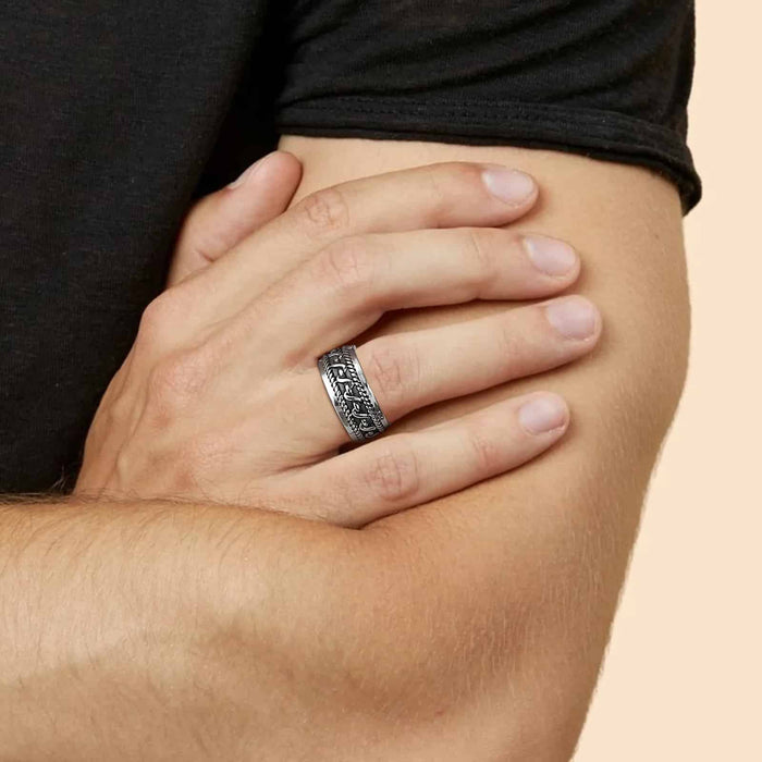 Steel Ring for Men with Rotating Chain Accent