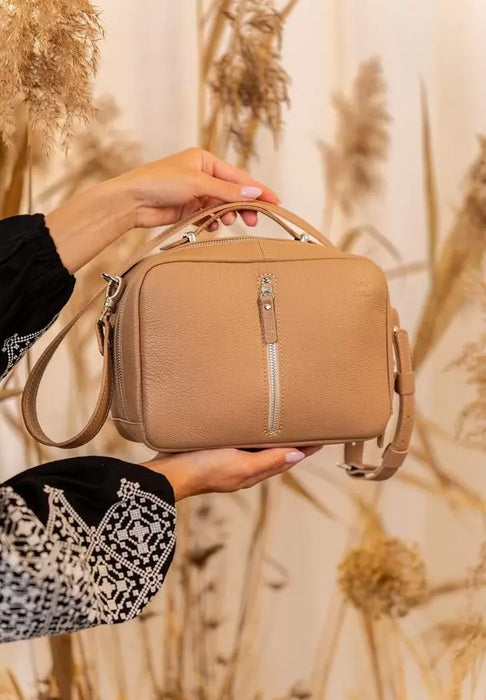 Premium Handmade Leather Purse for Women – Perfect for Work or Leisure