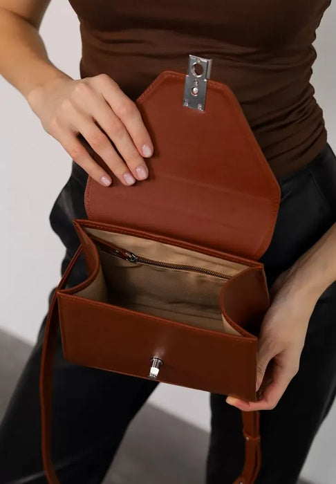 Women's Leather Crossbody Bag – Elegant, Compact and Handcrafted