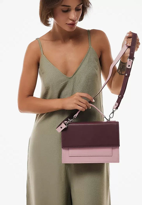 Premium Leather Shoulder Bag for Women – Stylish and Functional Design
