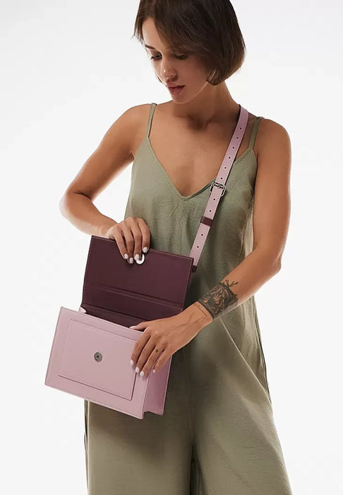 Premium Leather Shoulder Bag for Women – Stylish and Functional Design