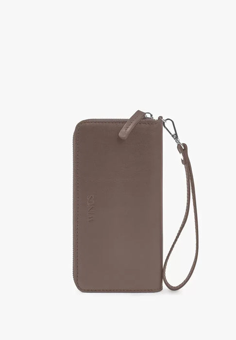 Classic Leather Wallet with Zipper – Secure and Sophisticated