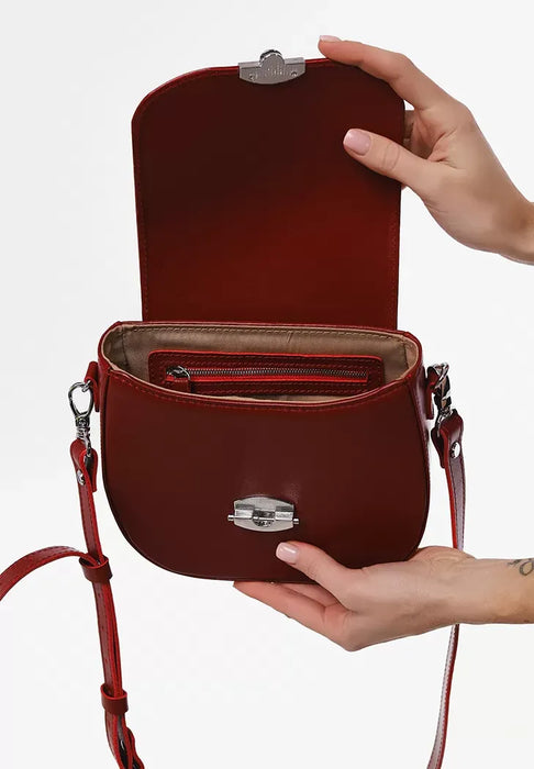Chic Leather Shoulder Bag for Women – Perfect for Everyday Use