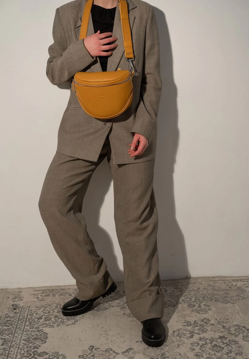 Leather Belt Crossbody Bag – Versatile and Stylish Design